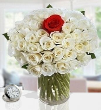 Glass Vase with 40 Stem of White and 1 Stem of Red Roses Abundance Love
