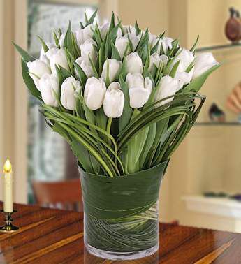 30 Stems white tulips with steel grass in a Glass Vase White Tulips